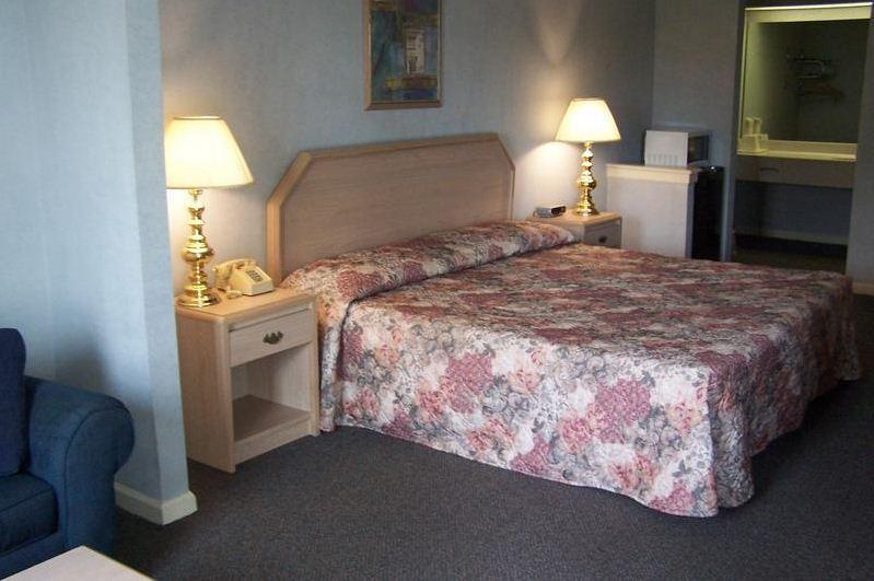 Celebration Inn Lewisburg ภายนอก รูปภาพ