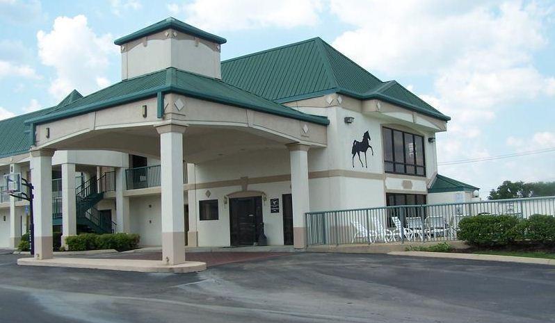 Celebration Inn Lewisburg ภายนอก รูปภาพ